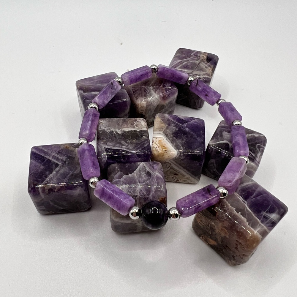 Stretch Design Purple‎ Rectangle Stone and Bead Bracelet NEW